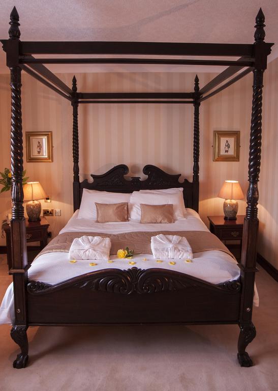 Seven Oaks Hotel Карлоу Екстер'єр фото
